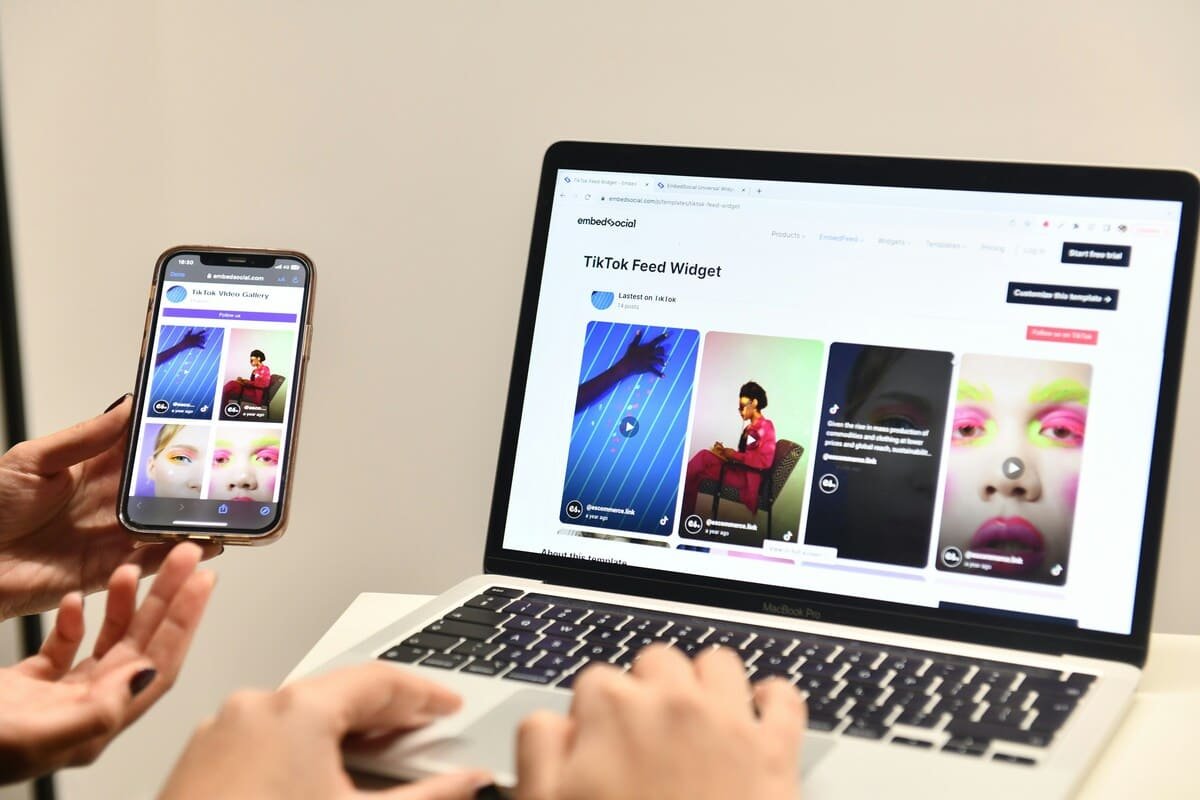 photography portfolio website responsive laptop mobile